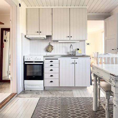 Stubbet - Charming - Newly Remade Villa Вадстена Экстерьер фото