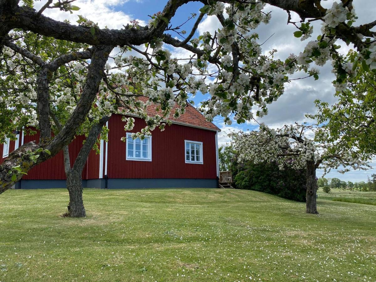 Stubbet - Charming - Newly Remade Villa Вадстена Экстерьер фото